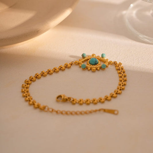 Luxurious Mi Amore gold jewelry, a timeless addition to your collection. Find the finest gold jewelry in Trinidad and Tobago.