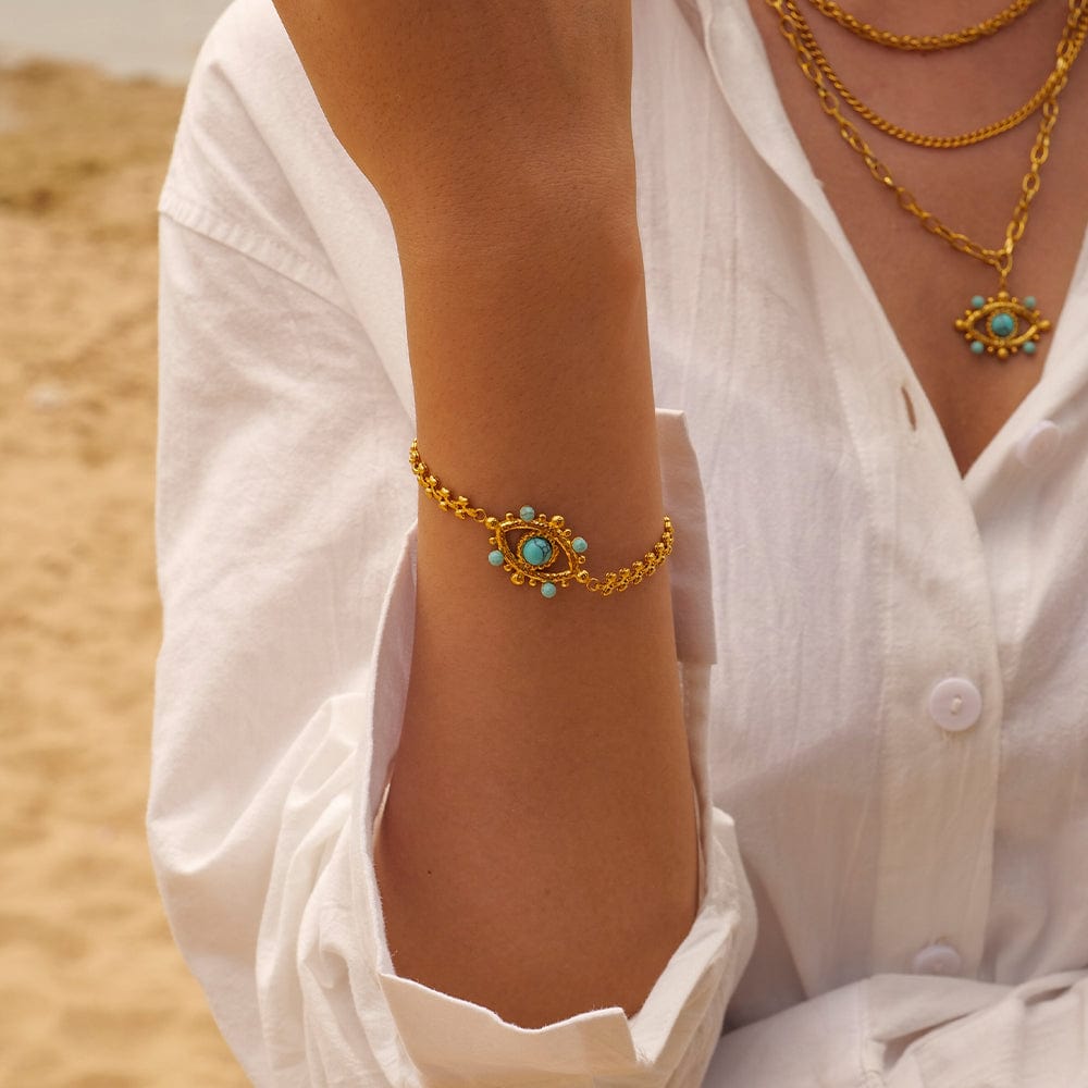 Luxurious Mi Amore gold jewelry, a timeless addition to your collection. Find the finest gold jewelry in Trinidad and Tobago