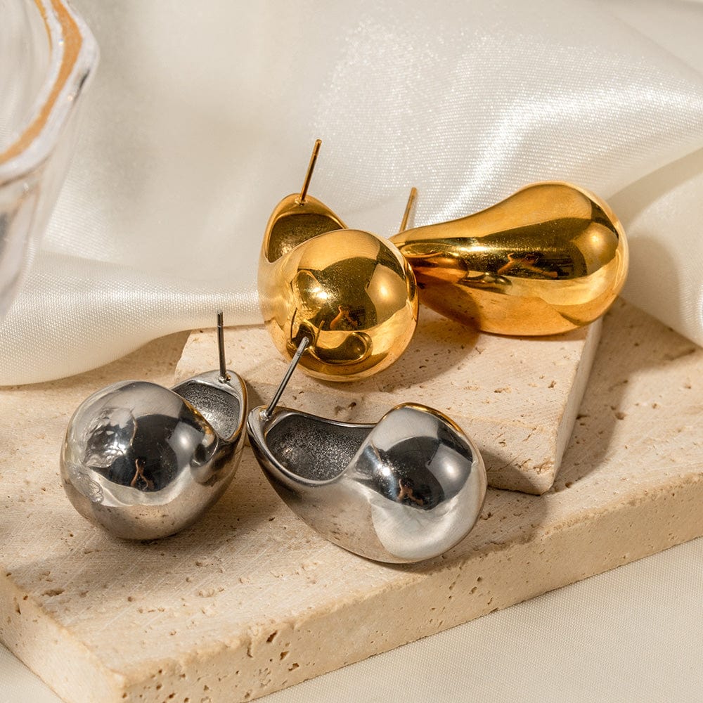 Elegant Mi Amore earrings, adding a touch of glamour to your ensemble. Discover the finest earrings in Trinidad and Tobago fashion