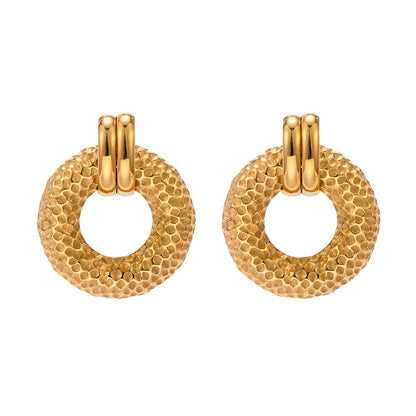 Luxurious Mi Amore gold jewelry, a timeless addition to your collection. Find the finest gold jewelry in Trinidad and Tobago