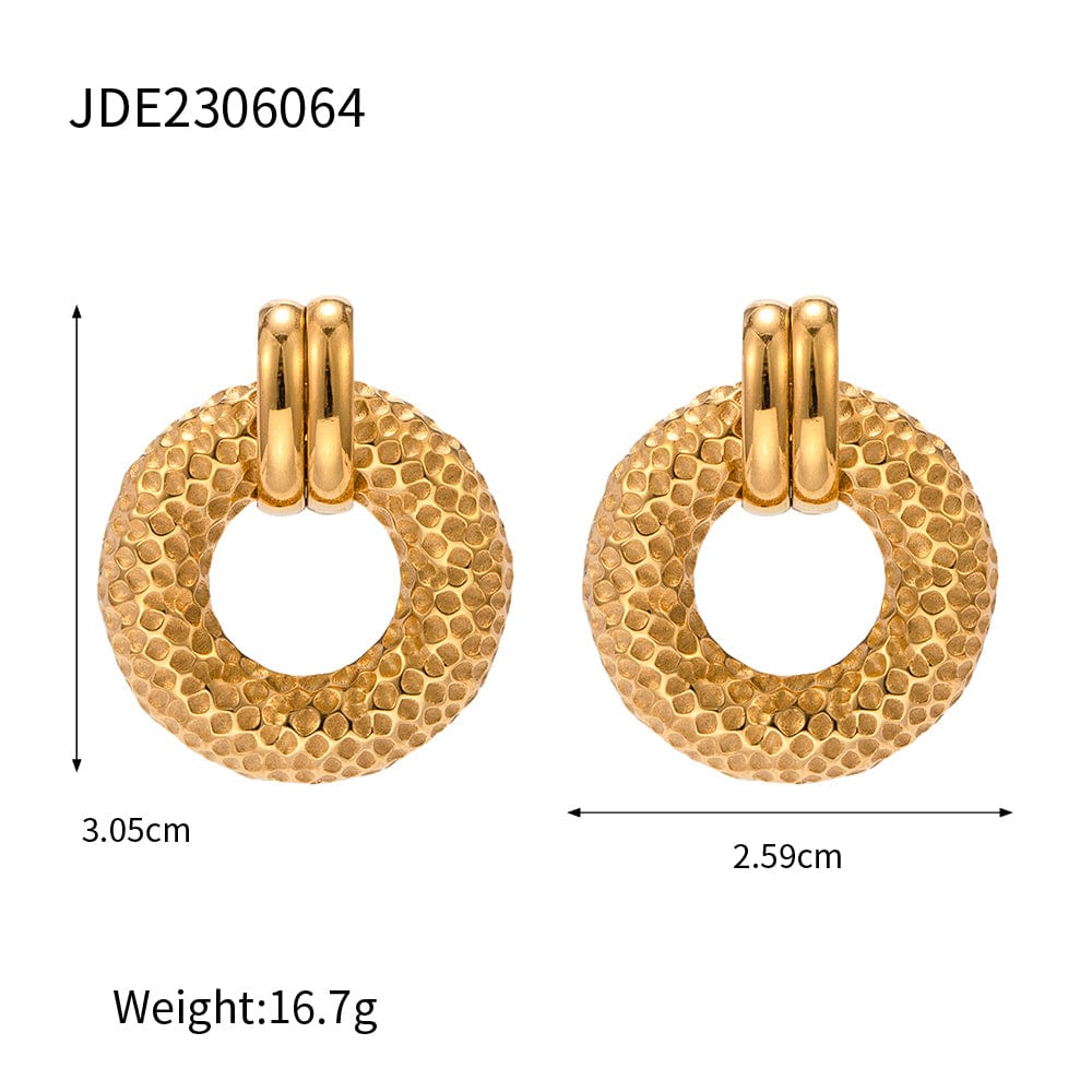 Luxurious Mi Amore gold jewelry, a timeless addition to your collection. Find the finest gold jewelry in Trinidad and Tobago