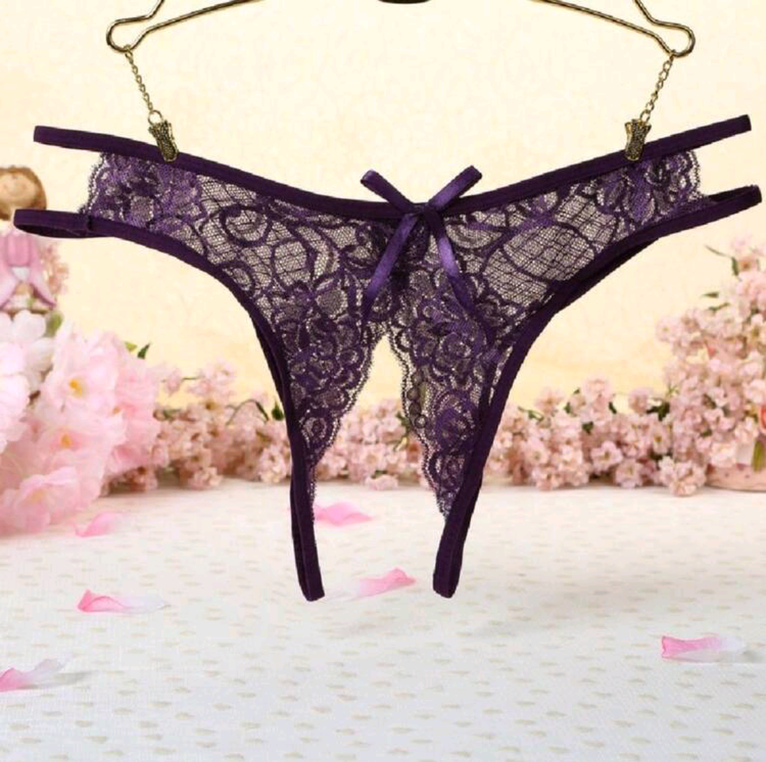 After Hours- Lace Crotchless Panties- Purple (One size). Shop Mi Amore’s luxurious lingerie teddies. Perfect for intimate wear and special occasions, delivered across Trinidad and Tobago
Mi Amore House of Styles