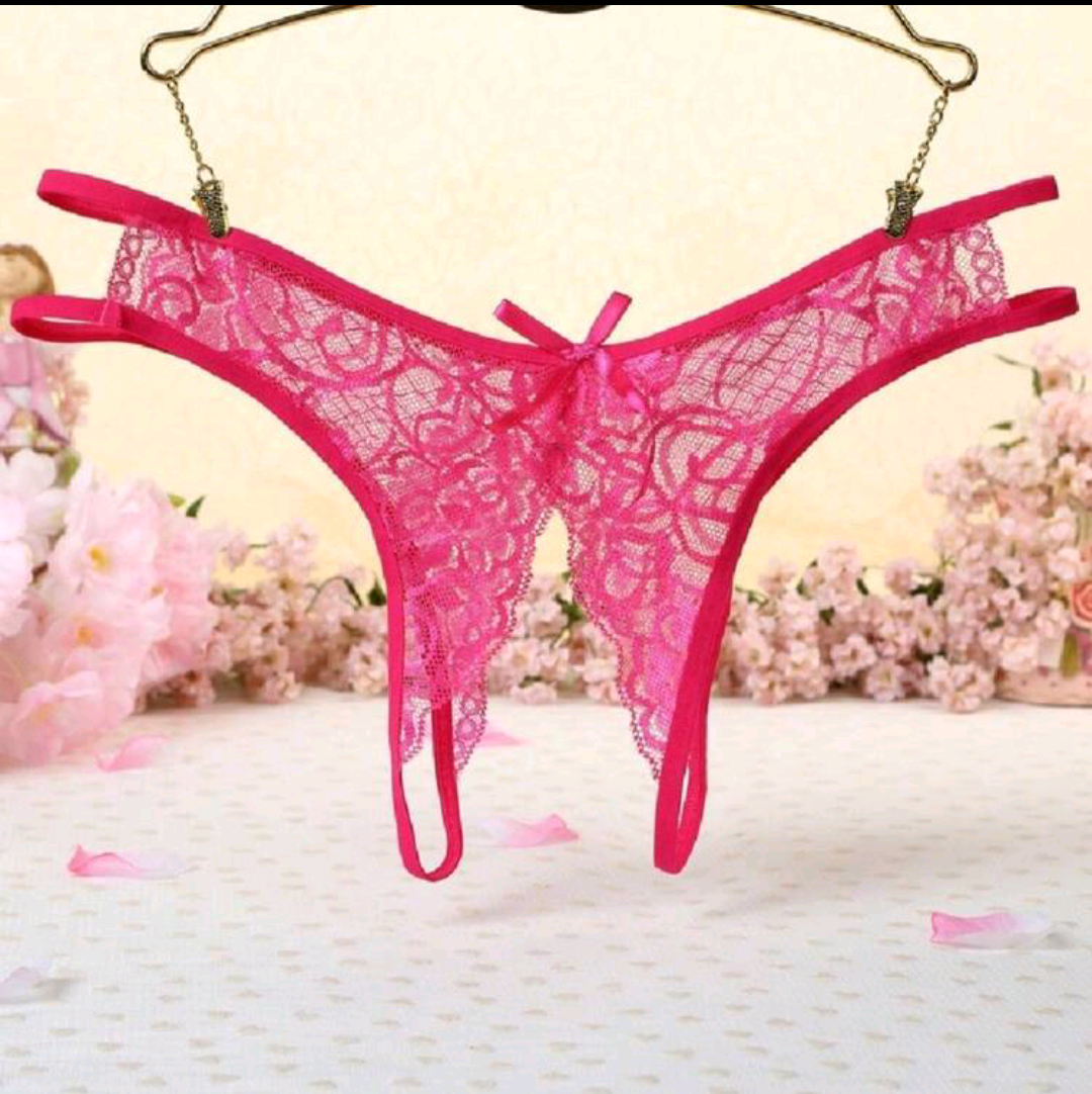 After Hours- Lace Crotchless Panties- Pink (One size). Shop Mi Amore’s luxurious lingerie teddies. Perfect for intimate wear and special occasions, delivered across Trinidad and Tobago
Mi Amore House of Styles